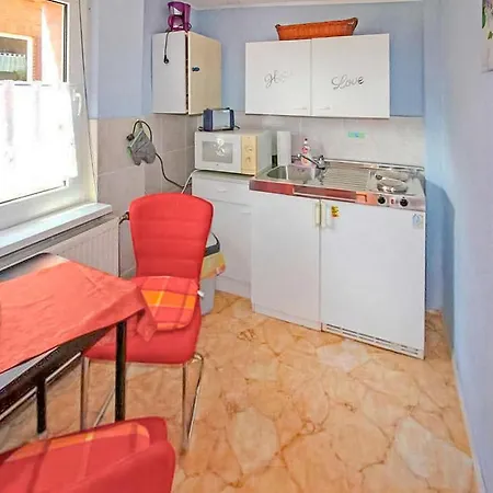 Doppelhaushaelfte Mueritz